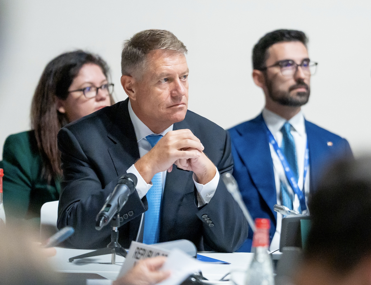 ANAF dă în judecată fostul președinte Klaus Iohannis pentru o casă din Sibiu